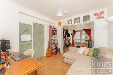 5 bedroom end of terrace house for sale, St Mary's Road, Edmonton, N9