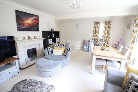 3 bedroom detached house for sale, Great North Road, Leeds LS25