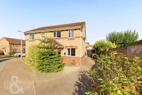 3 bedroom semi-detached house for sale, Deacon Drive, Hethersett