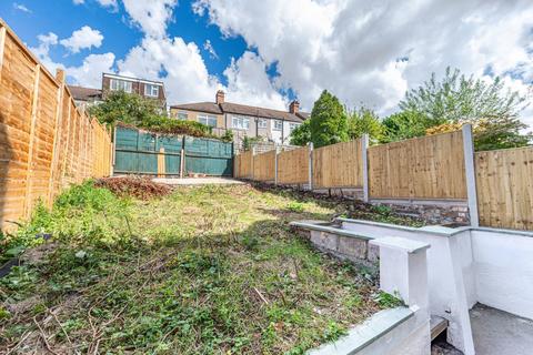 17 Norbury Cross, London, SW16 4JG