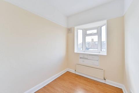 17 Norbury Cross, London, SW16 4JG