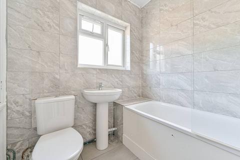 17 Norbury Cross, London, SW16 4JG