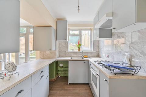 17 Norbury Cross, London, SW16 4JG