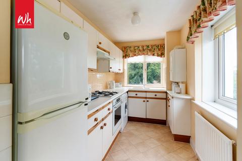 2 bedroom flat for sale, Shanklin Court, Hove