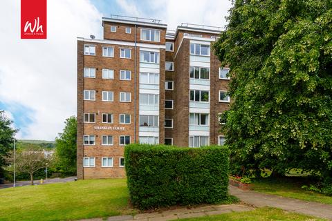 2 bedroom flat for sale, Shanklin Court, Hove