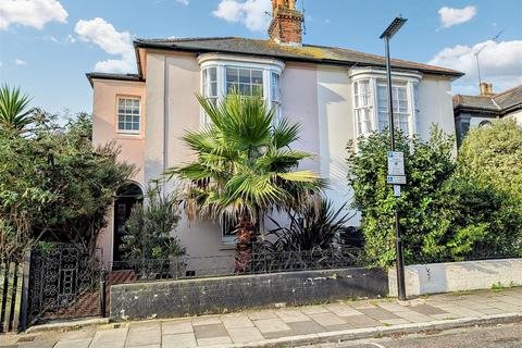 3 bedroom semi-detached house for sale, Simeon Street, Ryde, PO33 1JQ