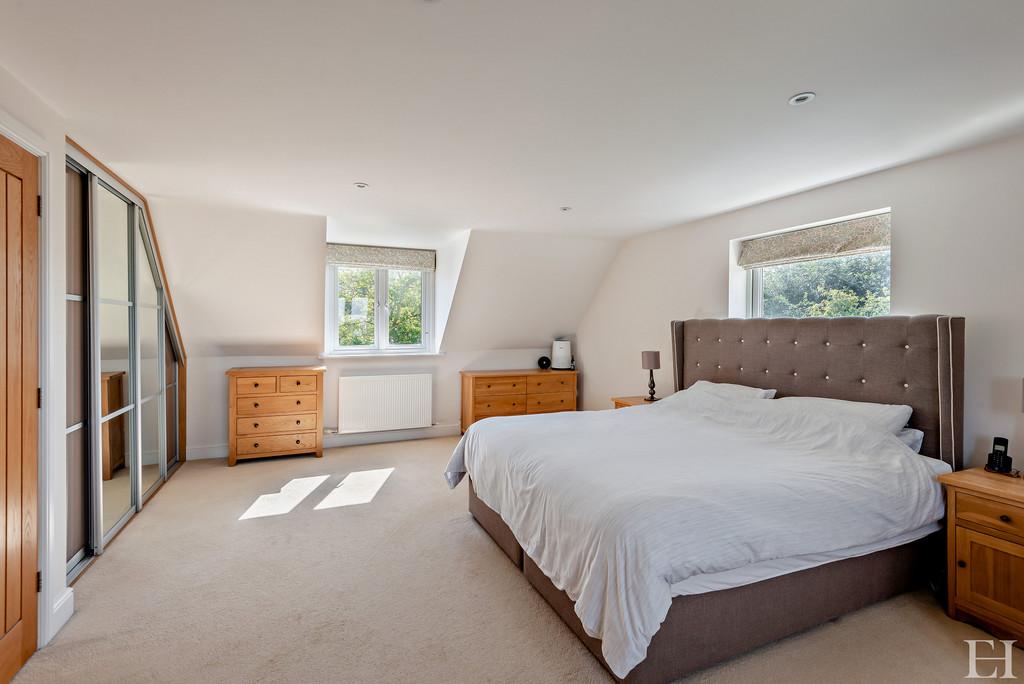 8618443-interior WM10-800