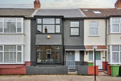 3 bedroom terraced house for sale, Tinto Road, London E16