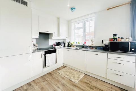 2 bedroom apartment for sale, Hale Lane, Edgware