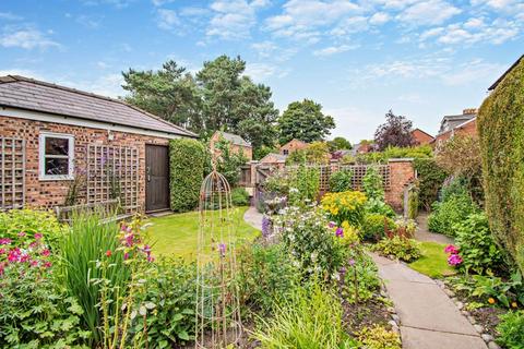 4 bedroom semi-detached house for sale, High Street, Tarporley