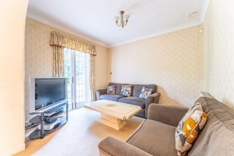 2 Jervis Park, Sutton Coldfield, B74 3FH