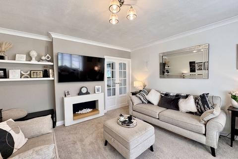 3 bedroom semi-detached house for sale, Willmott Road, Four Oaks, Sutton Coldfield, B75 5NS