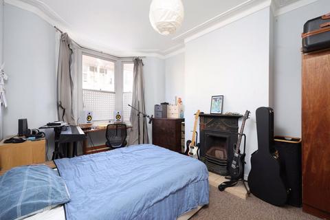 3 bedroom terraced house for sale, Tennyson Road|Horfield