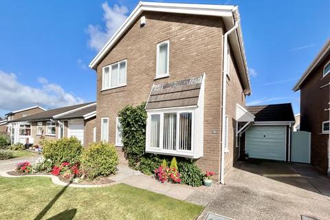 4 bedroom detached house for sale, Liddell Drive, Llandudno