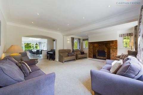 Acresfield Acres Lane, Upton, Chester, CH2 1LJ