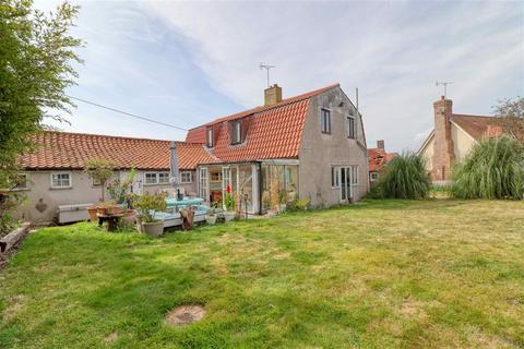 6 bedroom detached house for sale, Great Holland CO13