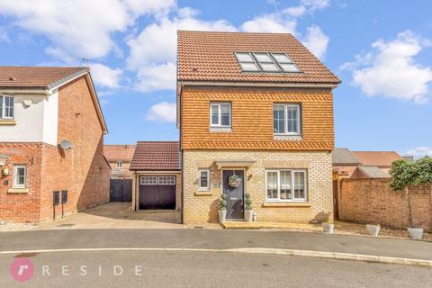 4 bedroom detached house for sale, Shuttle Drive, Heywood OL10