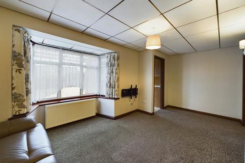 11 Larkfield, Corringham, Stanford-le-hope, SS17 9EA