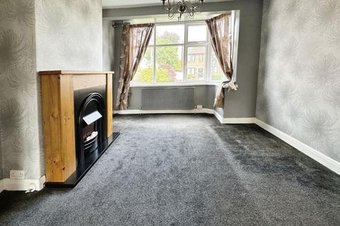 3 bedroom semi-detached house to rent, Church Street, Ainsworth