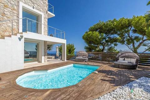 4 bedroom villa, Beaulieu-sur-Mer, 06310, France