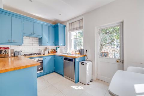 2 bedroom apartment to rent, Vera Road, London, SW6