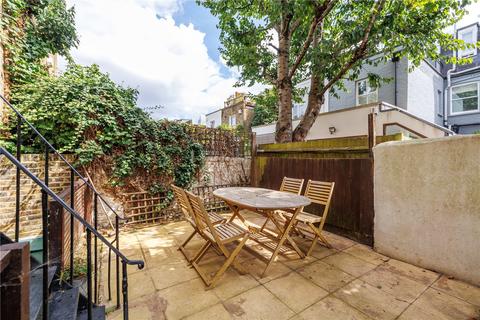 2 bedroom apartment to rent, Vera Road, London, SW6