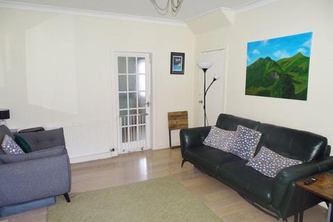 27 Simpson Drive, Coalsnaughton, Tillicoultry, FK13 6JY