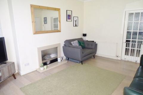 27 Simpson Drive, Coalsnaughton, Tillicoultry, FK13 6JY