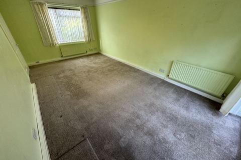 1 bedroom maisonette for sale, Parkfield Road, Northolt