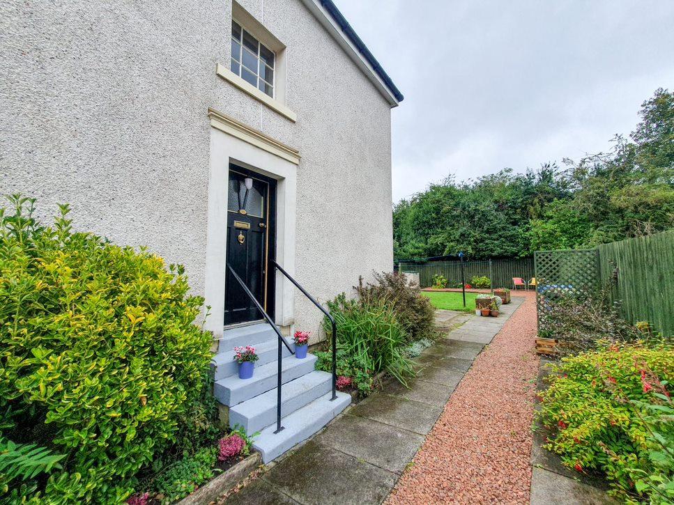 Rampart Avenue, Knightswood, Glasgow... 2 bed flat for sale £125,000