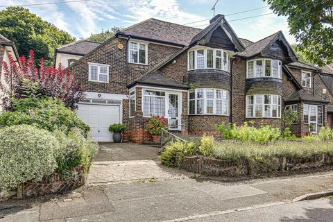 4 bedroom semi-detached house for sale, Norfolk Avenue, Sanderstead, CR2 8BT