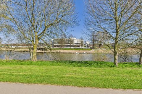 197 Hylton Road, Worcester, WR2 5LA
