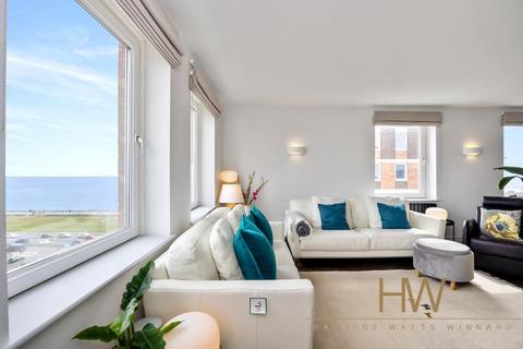 3 bedroom apartment for sale, Ashley Court, Grand Avenue, Hove, BN3 2NL