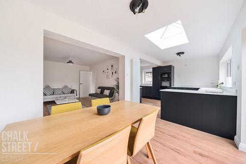 29 Dunmow Gardens, West Horndon, Brentwood, CM13 3NL
