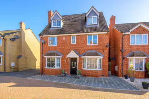 5 bedroom detached house for sale, Hampton Hargate, Peterborough PE7