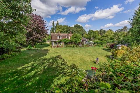 4 bedroom detached house for sale, Cutmill, Bosham