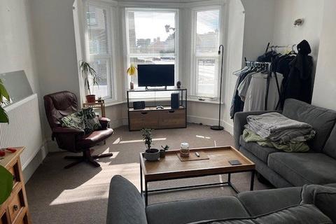 1 bedroom apartment to rent, Holland Road, Felixstowe, Suffolk, UK, IP11