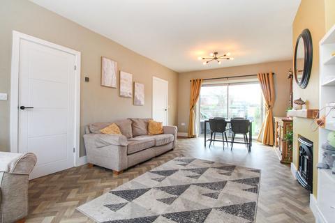 undefined, Queens Crescent, Bedford MK41