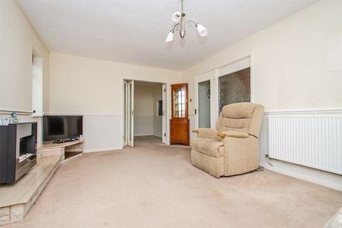 84 Yew Tree Avenue, Lichfield, WS14 9UA