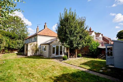 3 bedroom semi-detached house to rent, High Street, Kings Lynn PE32