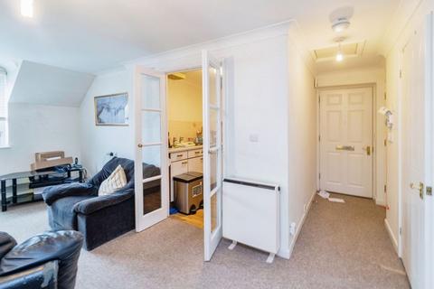 2 bedroom retirement property for sale, Willow Road, Aylesbury HP19