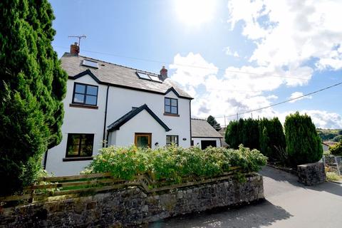 4 bedroom detached house for sale, Darenfelin, Abergavenny NP7