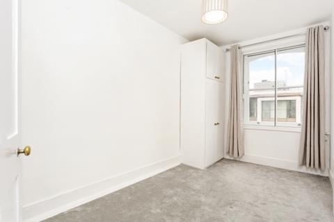 2 bedroom apartment to rent, Kings Road London SW3