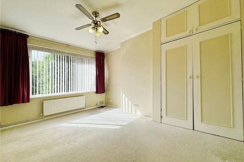 2 bedroom bungalow for sale, Pitt Way, Farnborough, Hampshire