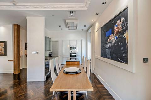 2 bedroom flat for sale, Rutland Gate, London