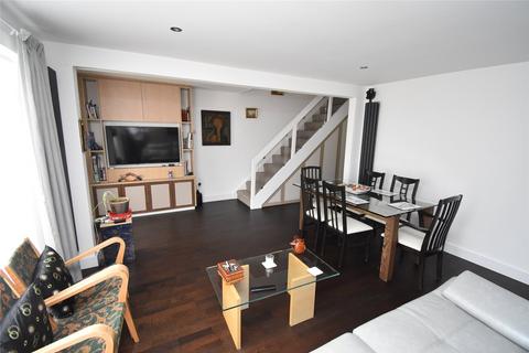 3 bedroom terraced house for sale, Westminster Gardens, Houghton Regis, Dunstable, Bedfordshire, LU5