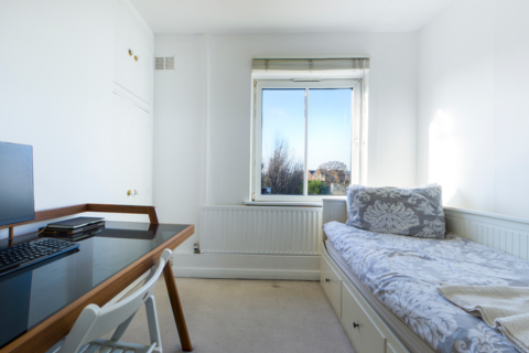 2 bedroom flat for sale, Cherry Garden House, Cherry Garden Street, London, SE16