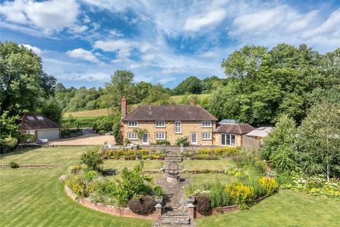 5 bedroom detached house for sale, Smithwood Common, Cranleigh, Surrey, GU6