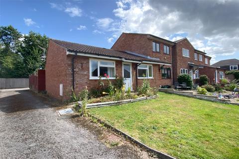 2 bedroom bungalow for sale, The Oaks, Hemyock, Cullompton, Devon, EX15