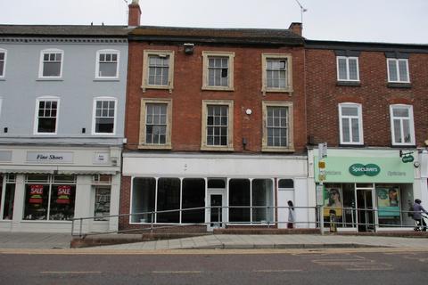 Retail property (high street) to rent, 9 Market Place, Retford, Nottinghamshire, DN22 6DR